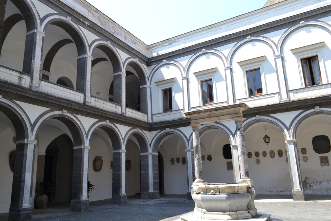 chiostro dei procuratori Certosa di San Martino